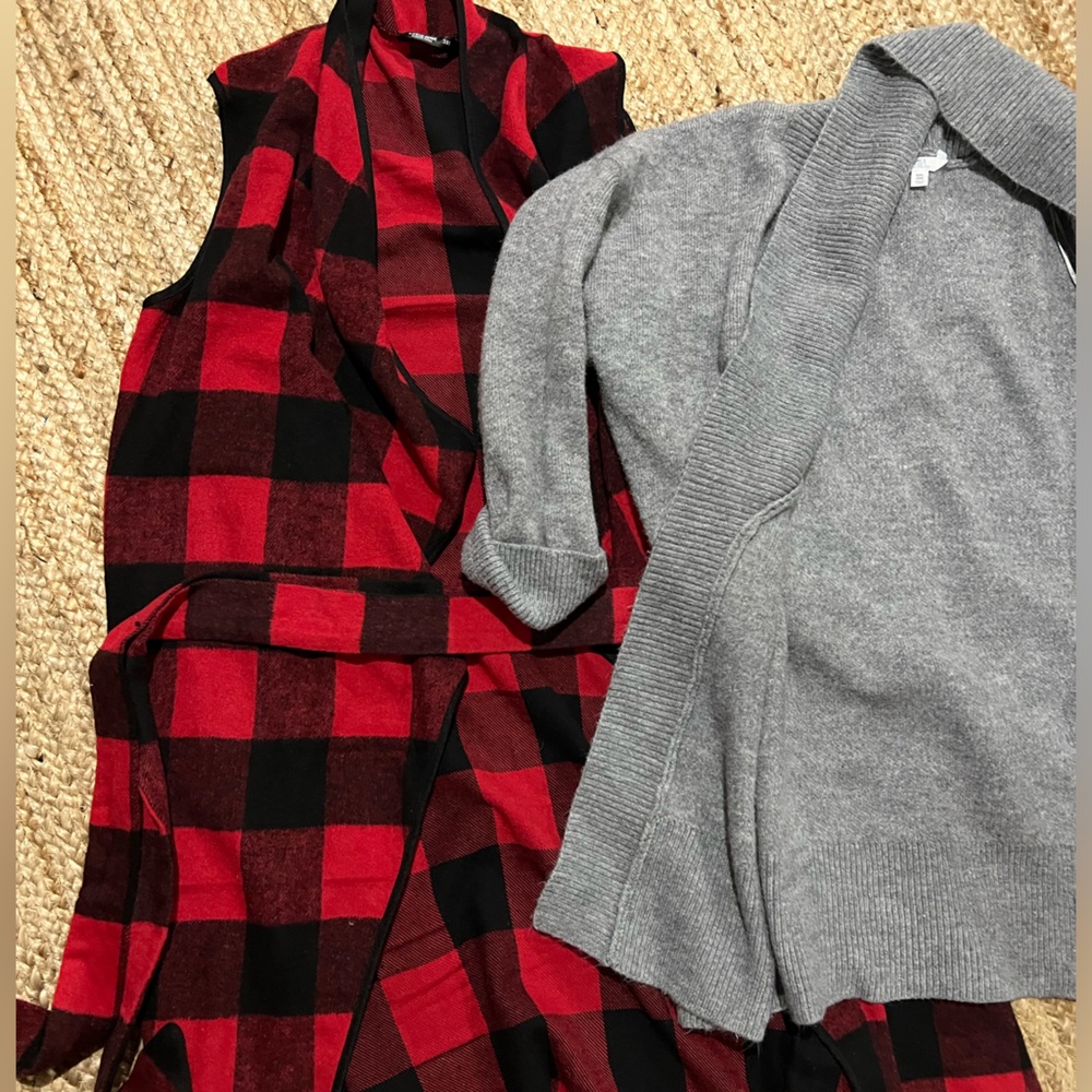 Sweater bundle - Picture 3 of 4